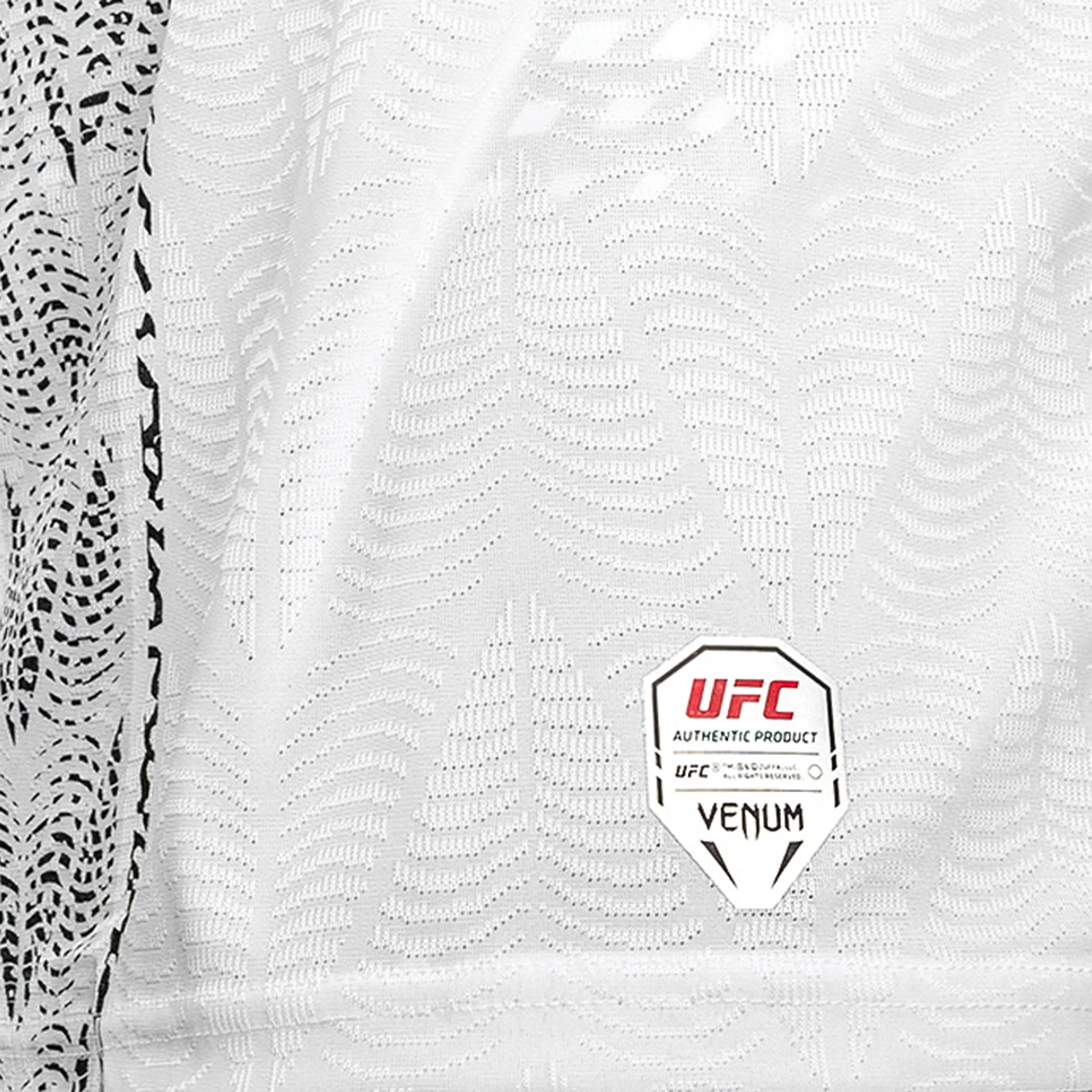 Dakota Hope Signed 1-of-1 Fight Worn Jersey UFC Fight Night: Moicano vs Duncan - Image 4