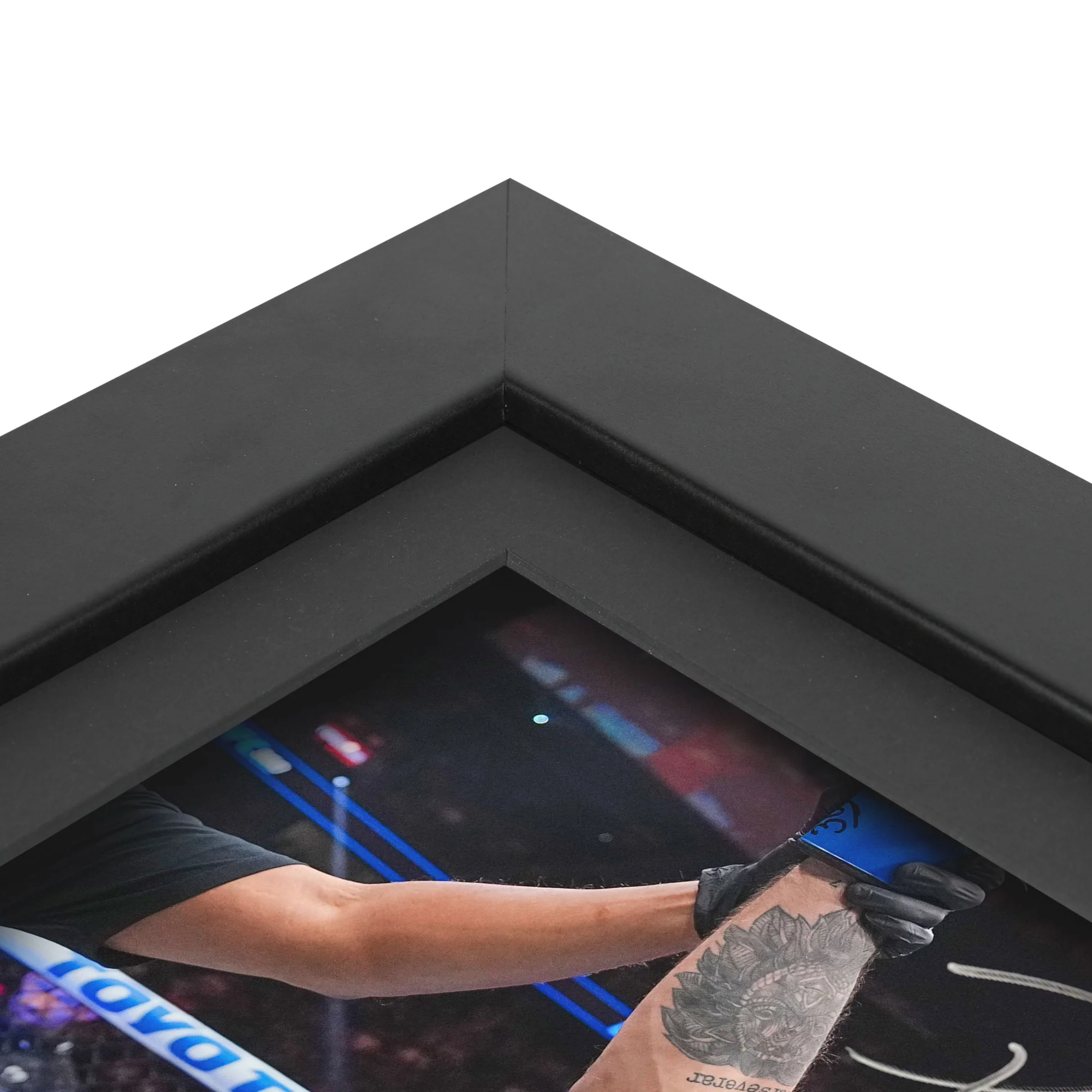 Diego Lopes Canvas & Signed Photo UFC 300: Pereira vs Hill - Image 5